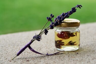 Aromatherapy, a Complementary Therapy Aromatherapy, a Complementary Therapy